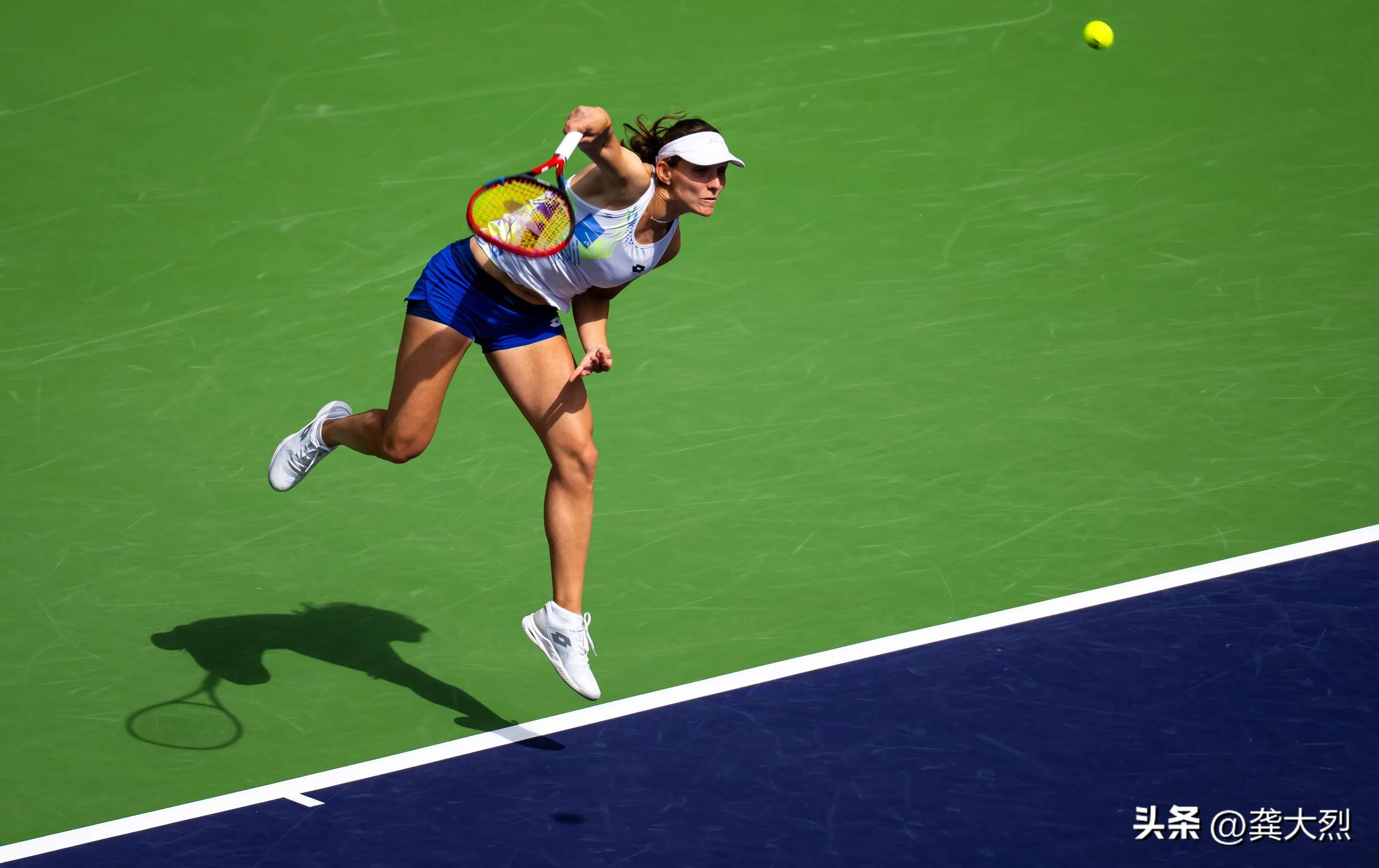 科维托娃连续三场比赛得分超过领先优势明显，湖人不断突破！(吴宜泽斯诺克最新比赛)开云体育官网下载